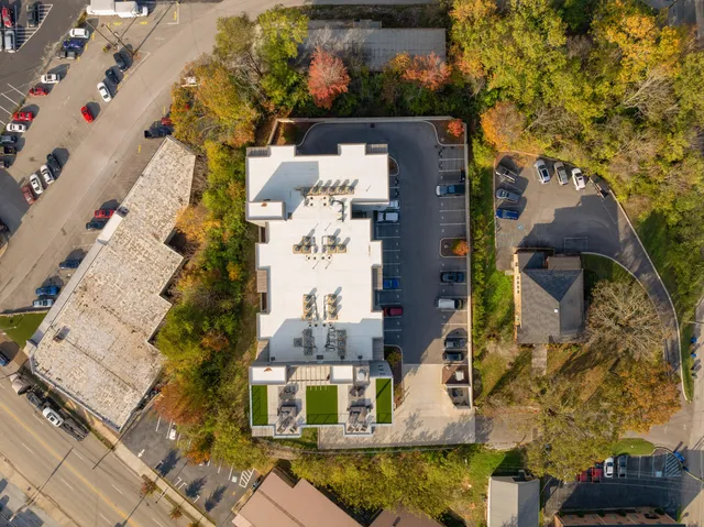 $2,400 | 411 Fairpoint Street, Unit 306, Chattanooga, TN 37405