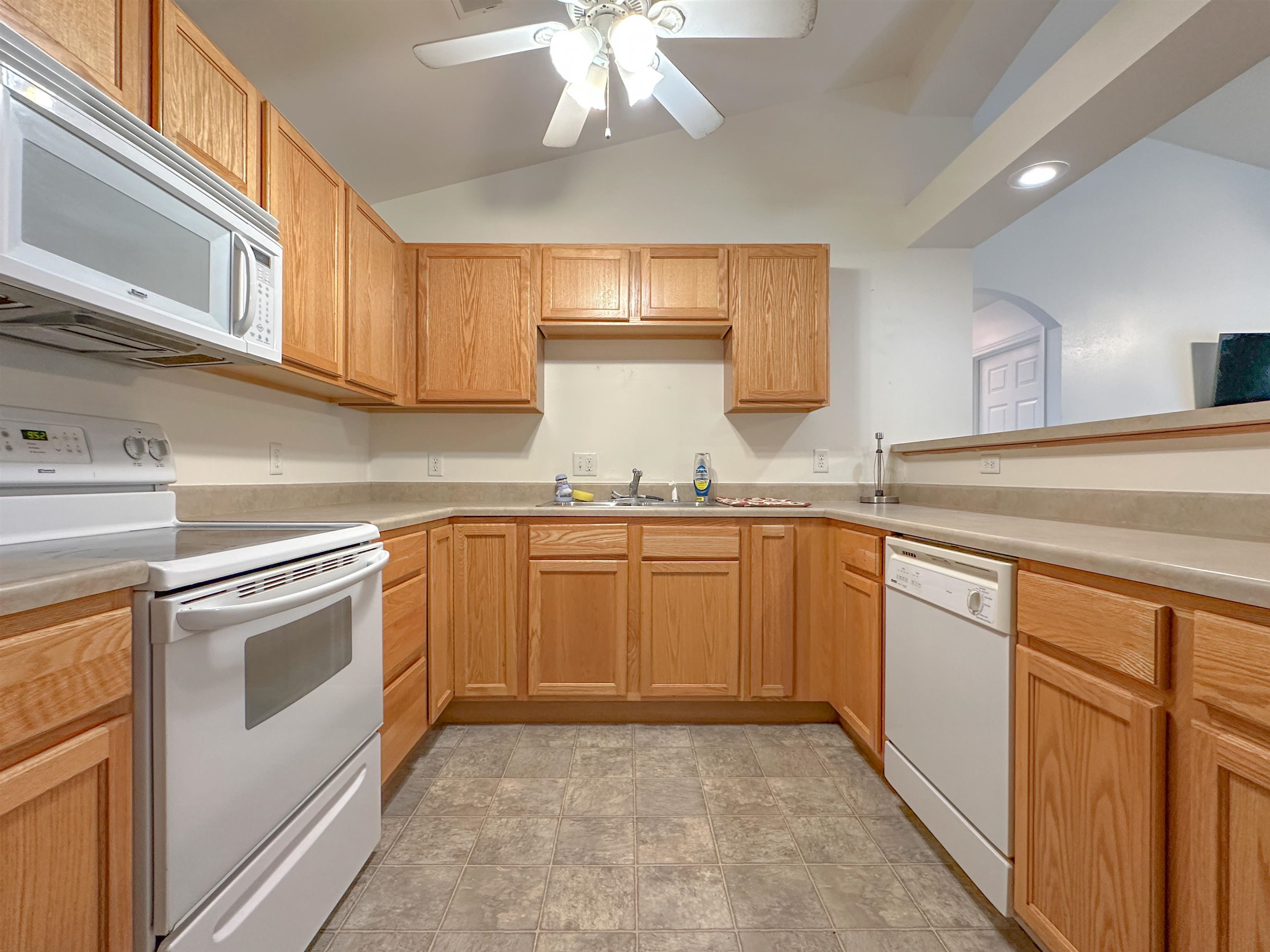 1012 Mallard Way Marinette, WI 54143 - Photo 7 of 12