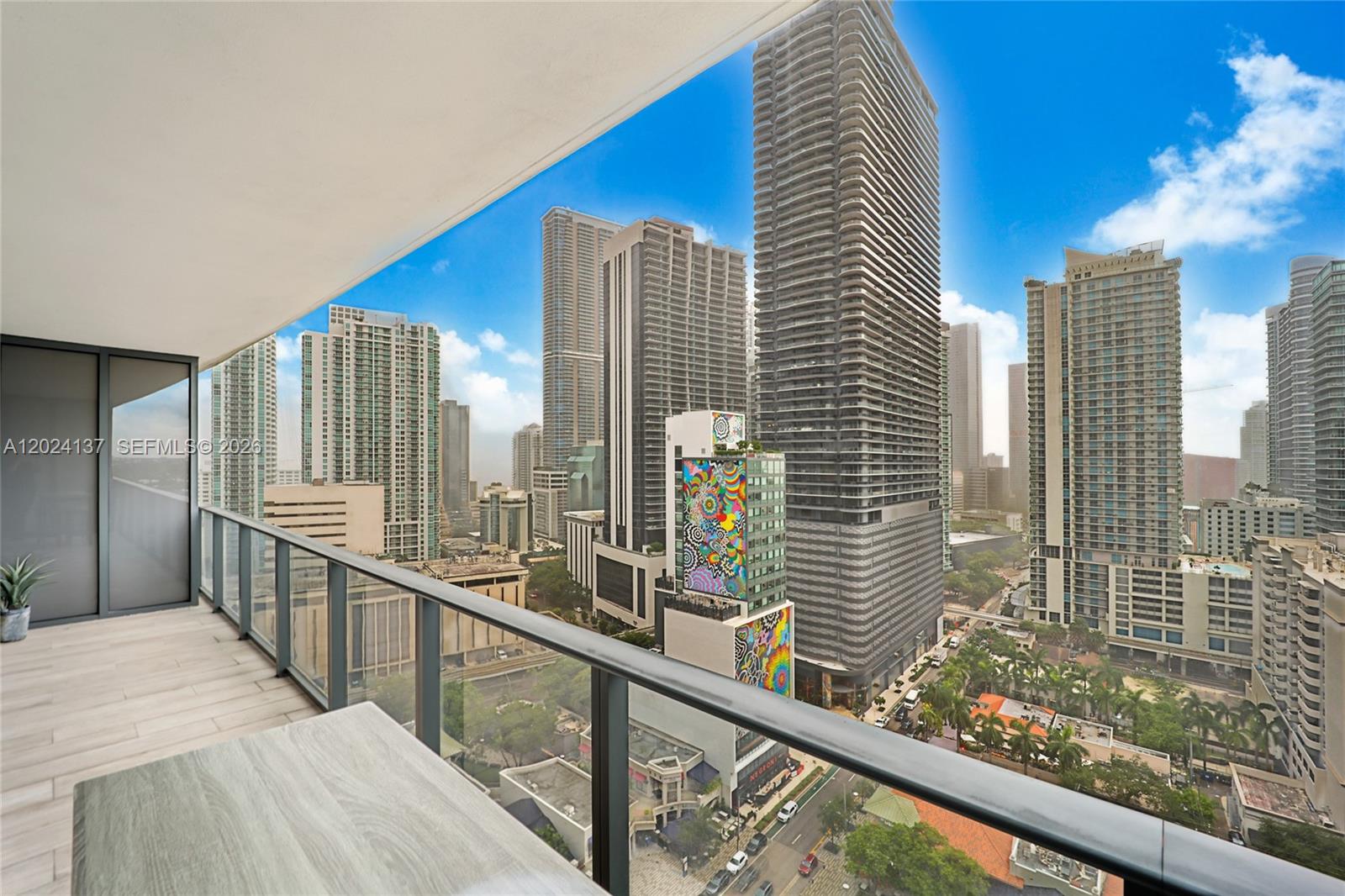 45 Southwest 9th Street, Unit 1905 Miami, FL 33130 - Photo 11 of 13