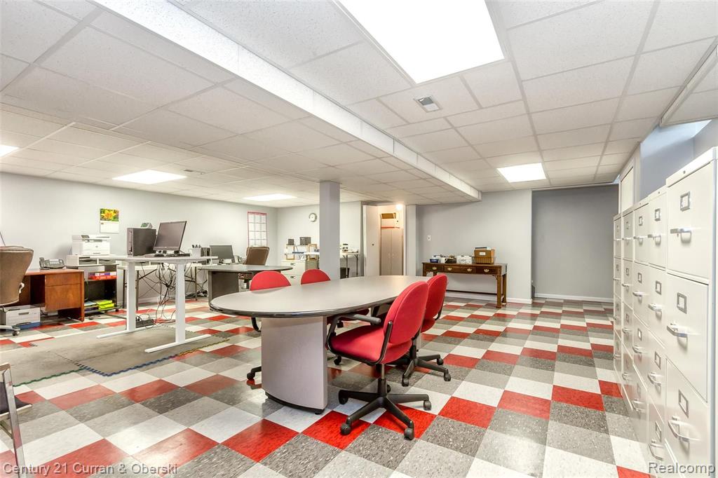 28735 Salem Road Farmington, MI 48334 - Photo 31 of 42