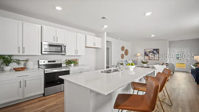 $307,990 | 37 Bottom Board Court, Ridgeland, SC 29936