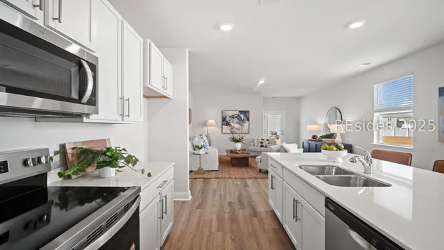 $307,990 | 37 Bottom Board Court, Ridgeland, SC 29936