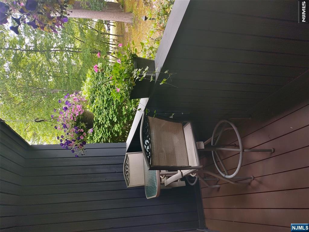 2111 Hilltop Road Mahwah, NJ 07430 - Photo 10 of 18