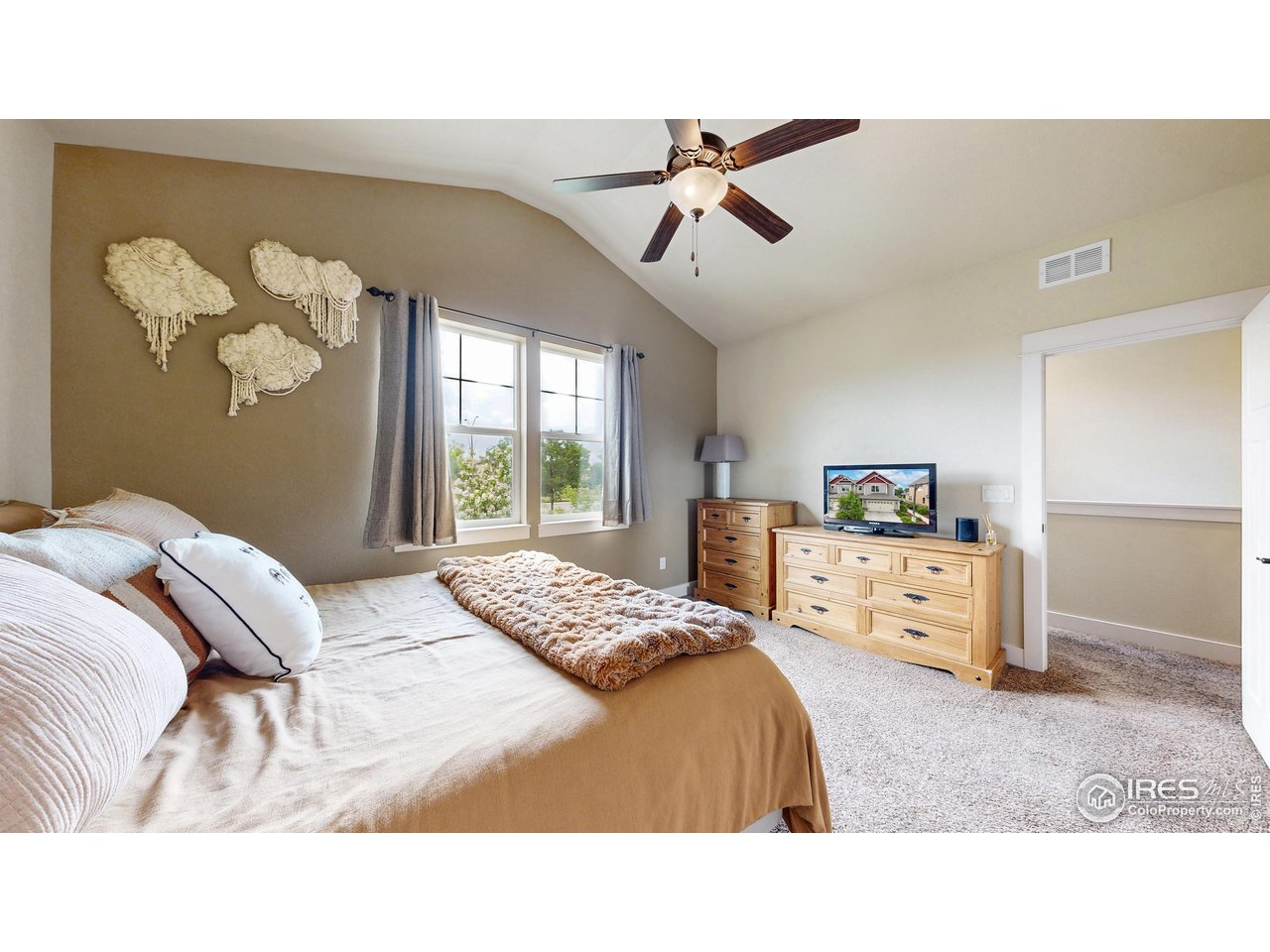 2135 Scarecrow Road Fort Collins, CO 80525 - Photo 22 of 35 Primary Suite