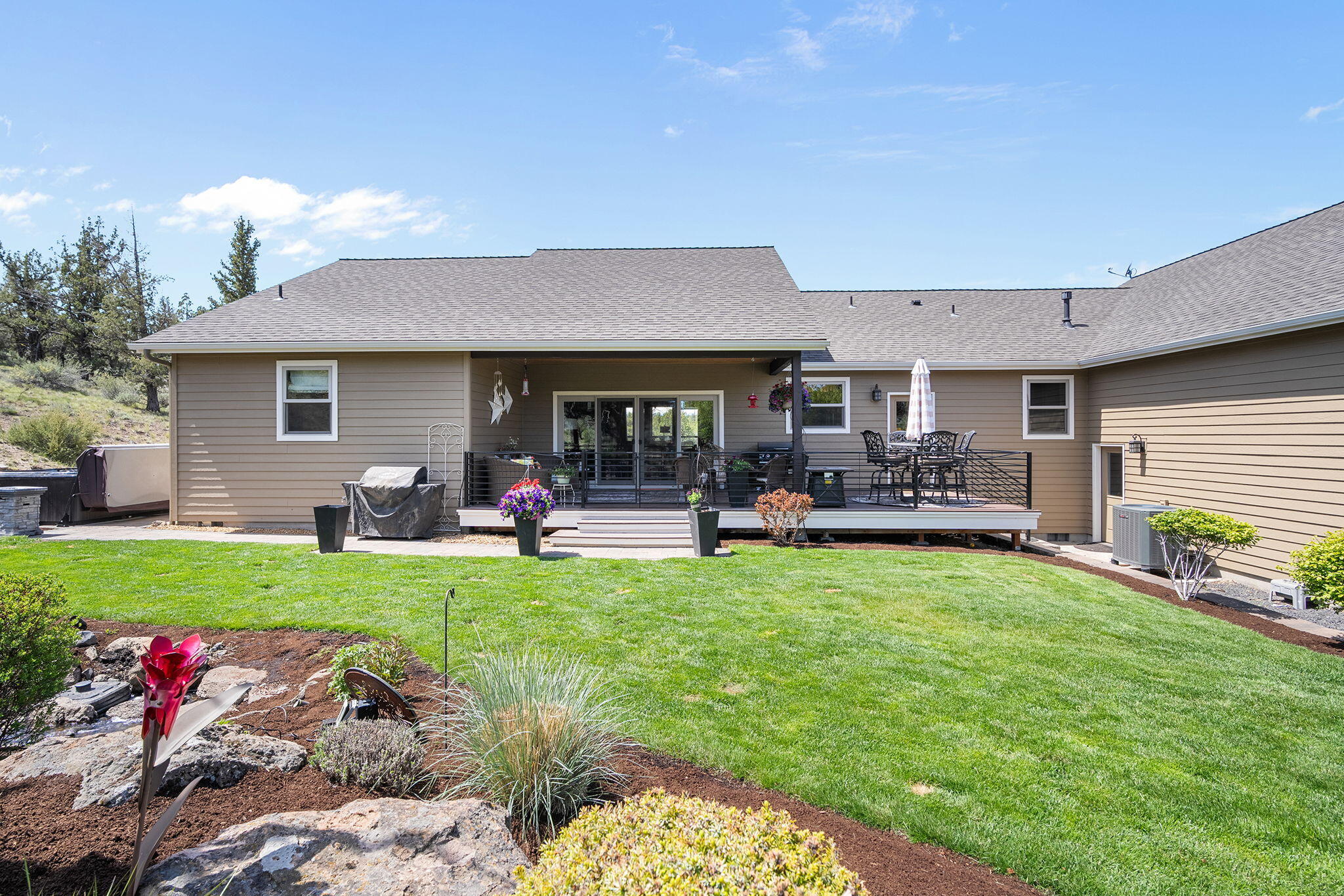 68050 Fryrear Road Sisters, OR 97759 - Photo 36 of 56 36-web-or-mls-_DSC5487