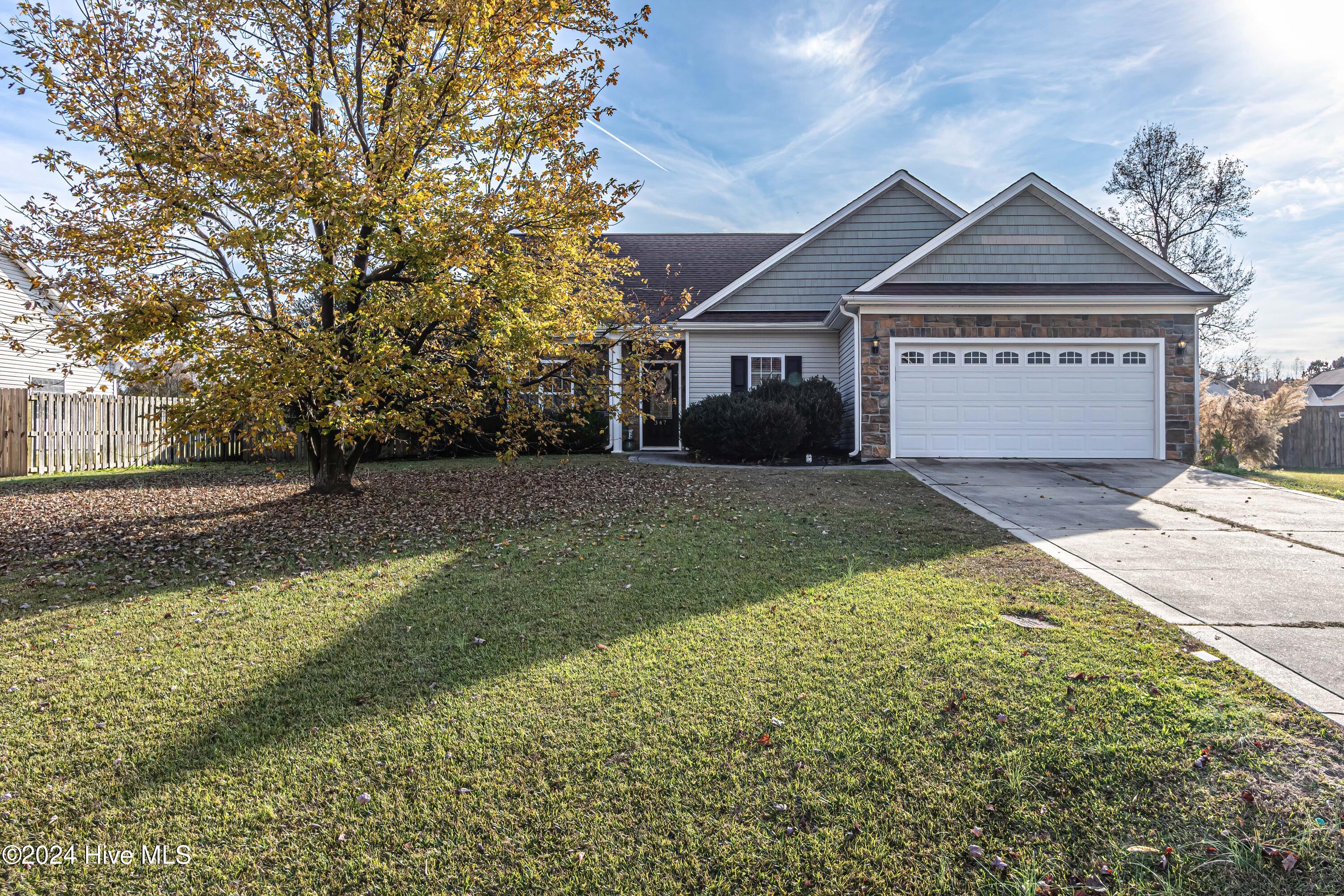 347 Old Dam Road Jacksonville, NC 28540 - Photo 2 of 48 Love (2 of 51)