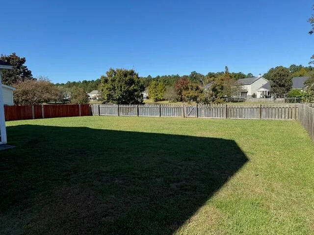 $2,500 | 215 Southport Drive, Summerville, SC 29483