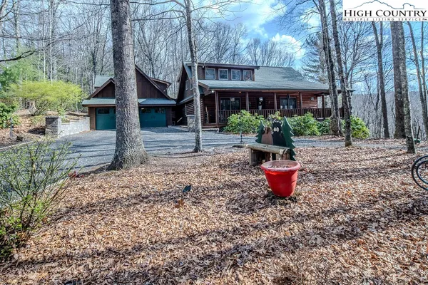$825,000 | 632 Vista Ridge Road, West Jefferson, NC 28694