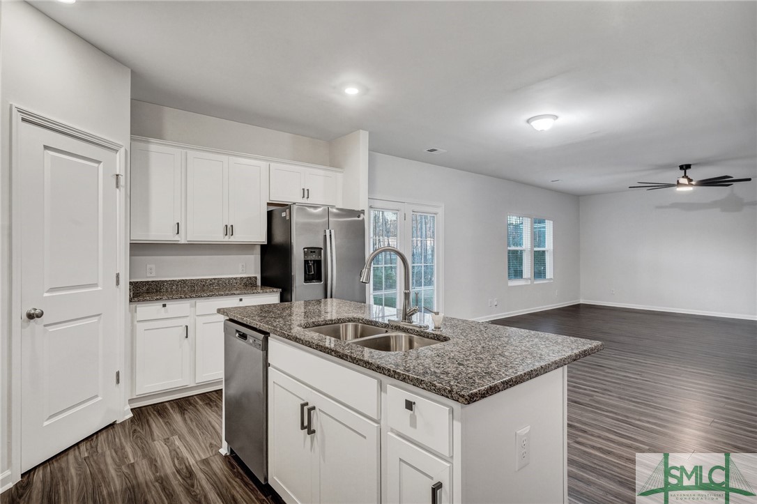 124 Jepson Way Pooler, GA 31322 - Photo 9 of 40
