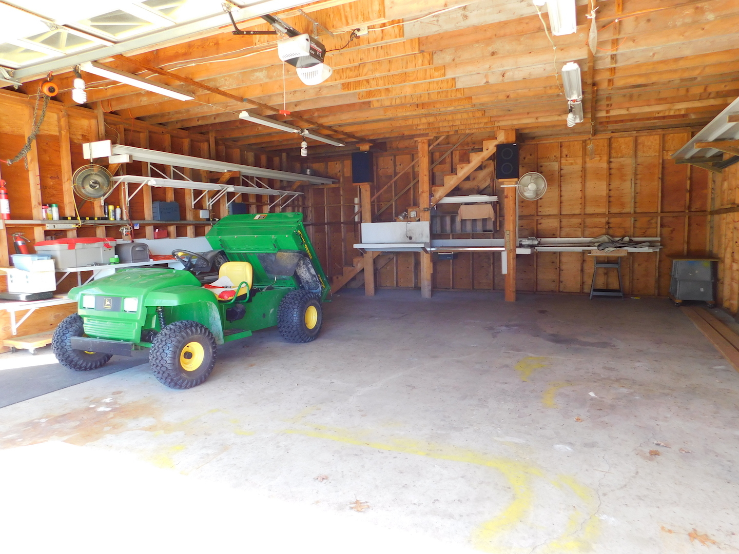 4496 West Sandwich Road Sandwich, IL 60548 - Photo 34 of 37 a view of a garage with sitting area
