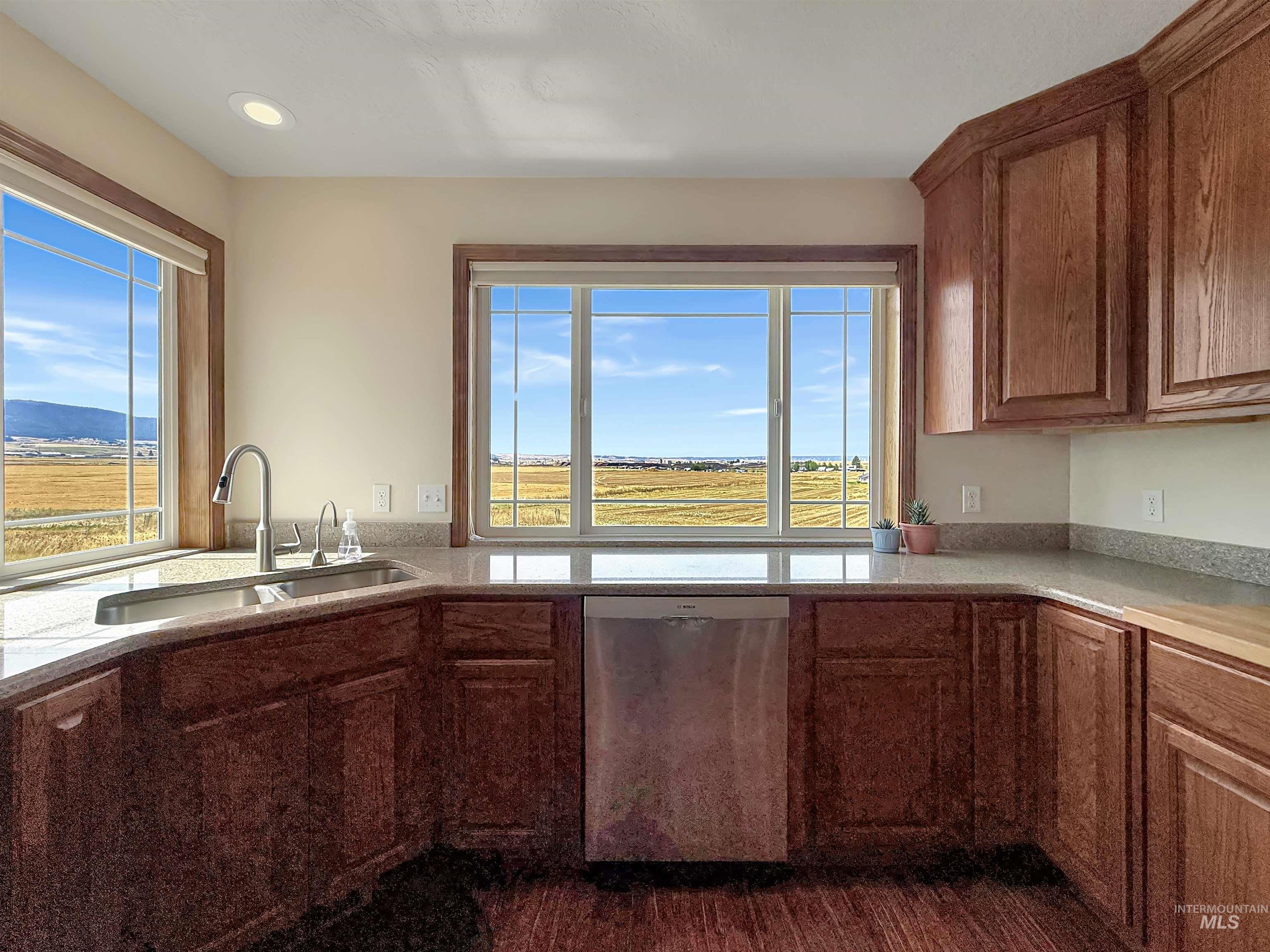 148 Meadow Grass Loop Road Grangeville, ID 83530 - Photo 12 of 42 Gallery Image 12