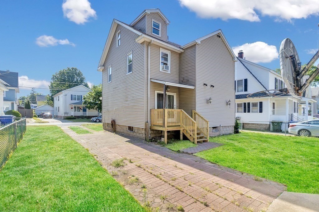 38 Webber Street Springfield, MA 01108 - Photo 29 of 32