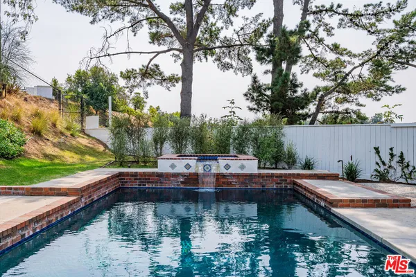 $16,950 | 10821 Savona Road, Los Angeles, CA 90077