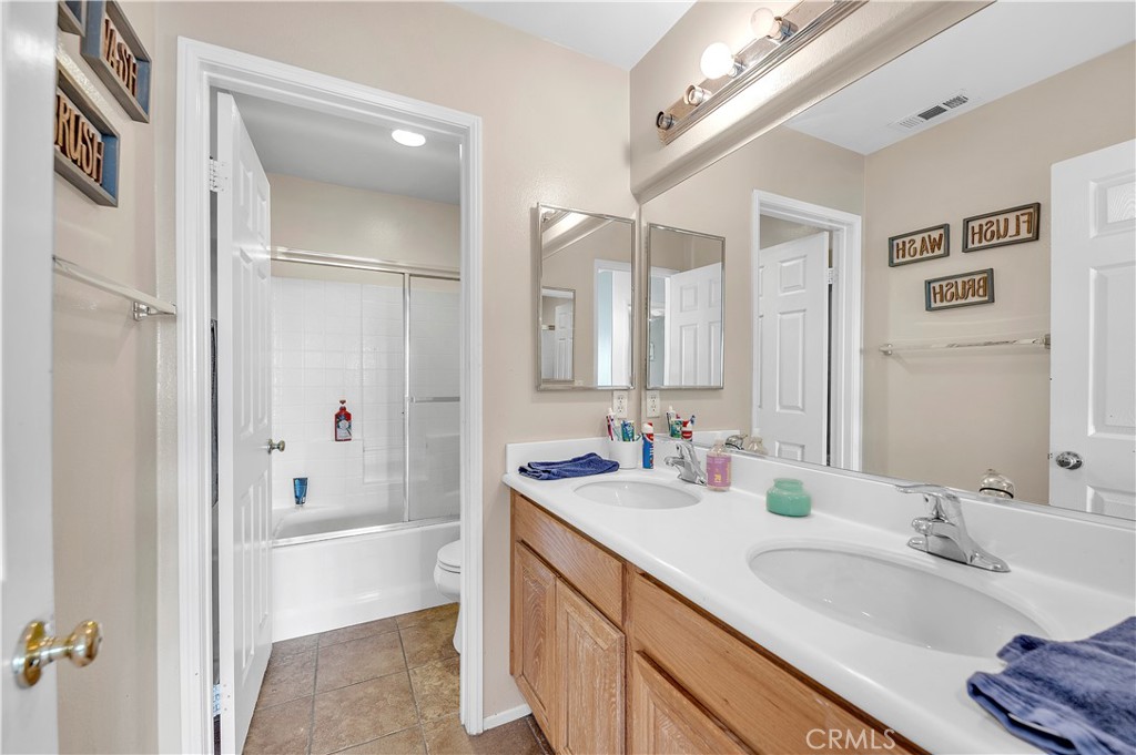 29160 Overboard Drive Romoland, CA 92585 - Photo 32 of 45