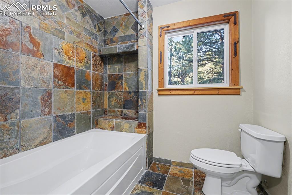 3375 Pinehurst Circle Colorado Springs, CO 80908 - Photo 13 of 49