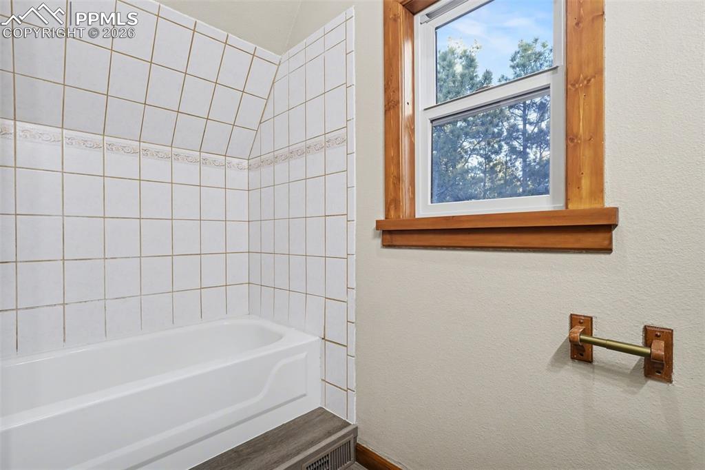 3375 Pinehurst Circle Colorado Springs, CO 80908 - Photo 23 of 49