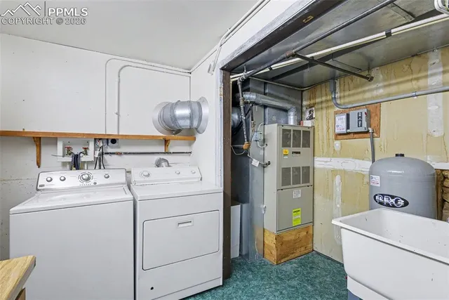 $1,000,000 | 3375 Pinehurst Circle, Colorado Springs, CO 80908