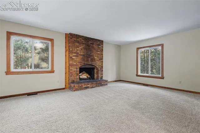 $1,000,000 | 3375 Pinehurst Circle, Colorado Springs, CO 80908