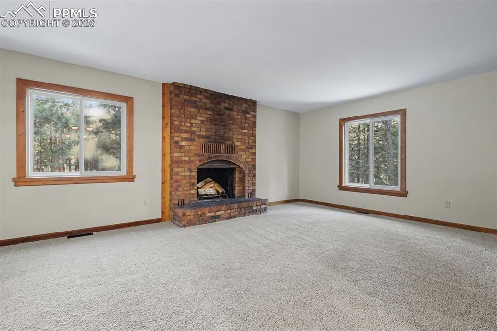 3375 Pinehurst Circle Colorado Springs, CO 80908 - Photo 4 of 49