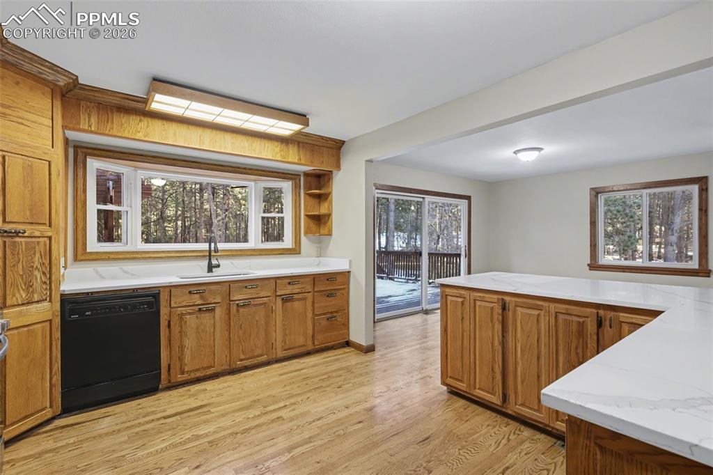 3375 Pinehurst Circle Colorado Springs, CO 80908 - Photo 8 of 49