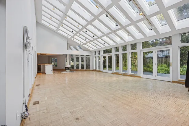 $4,000 | 2 Woodstock, Linwood, NJ 08221