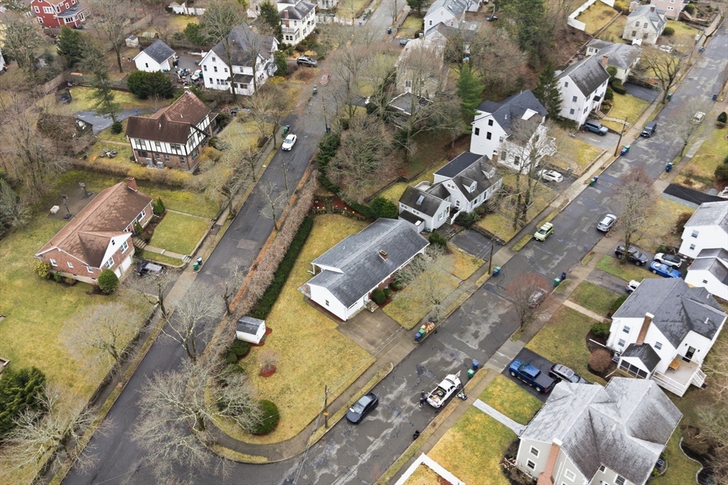 14 Schofield Drive Newton, MA 02460 - Photo 2 of 28