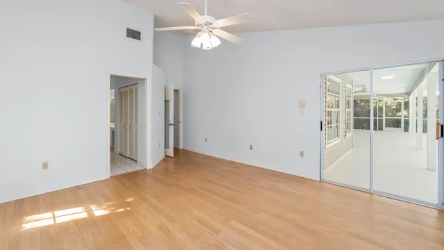 $550,000 | 60 Brampton Lane, Naples, FL 34104