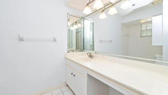 $550,000 | 60 Brampton Lane, Naples, FL 34104