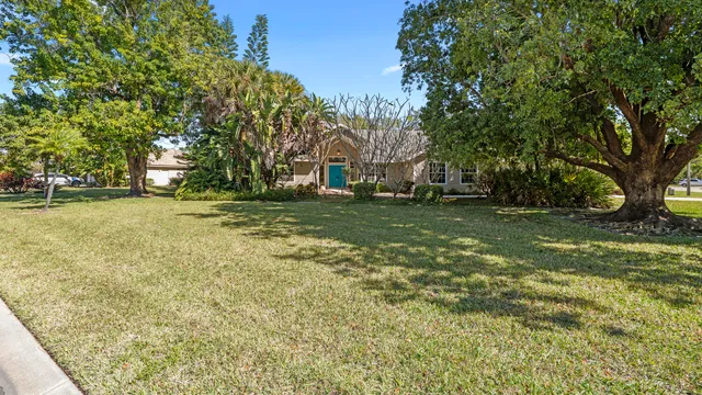 $550,000 | 60 Brampton Lane, Naples, FL 34104