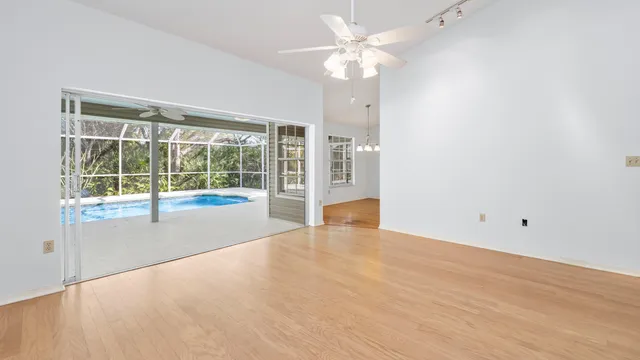 $550,000 | 60 Brampton Lane, Naples, FL 34104