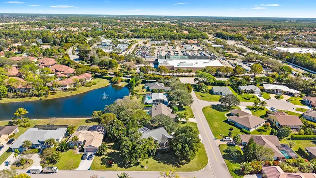 $550,000 | 60 Brampton Lane, Naples, FL 34104