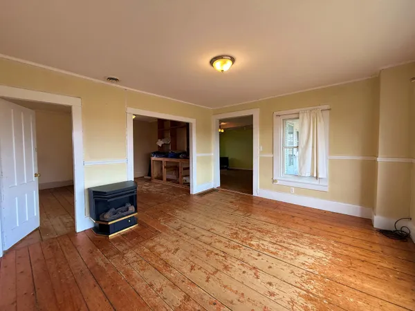 $173,400 | 2570 Maple Hill Road, Barton, VT 05822