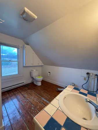 $173,400 | 2570 Maple Hill Road, Barton, VT 05822