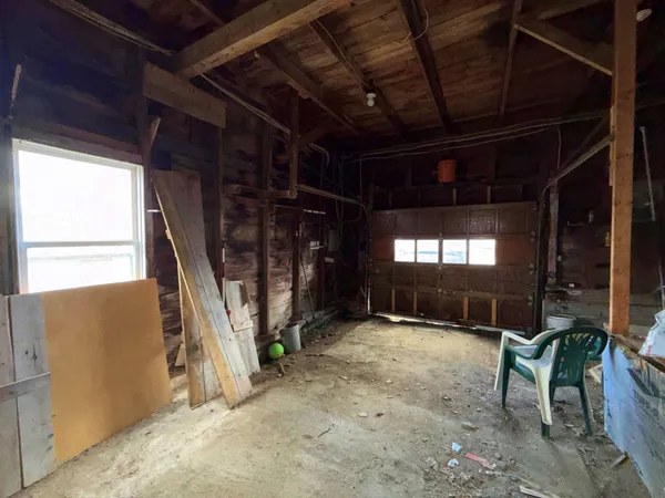 $173,400 | 2570 Maple Hill Road, Barton, VT 05822