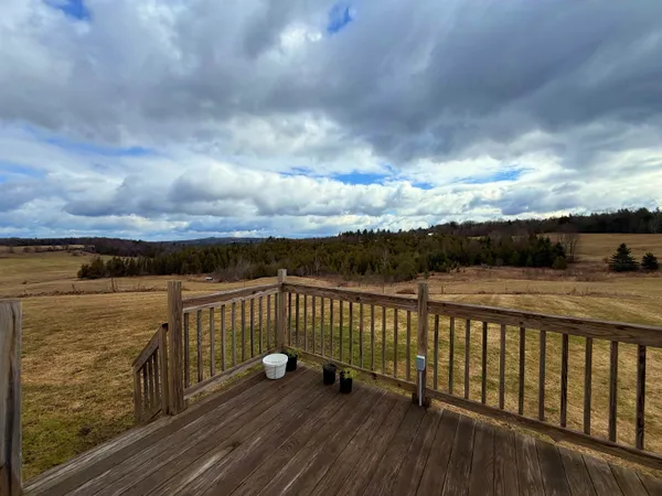 $173,400 | 2570 Maple Hill Road, Barton, VT 05822
