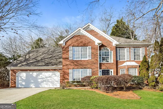 front view of house with a yard