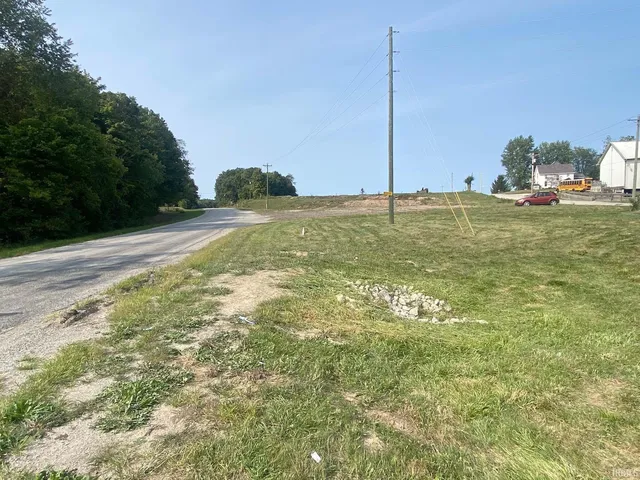 $59,900 | 2520 West Lincolnway, Columbia City, IN 46725