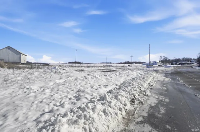 $59,900 | 2520 West Lincolnway, Columbia City, IN 46725