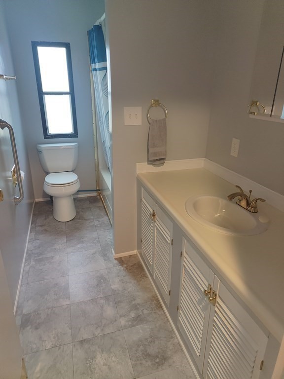 20 Holly Road Taunton, MA 02780 - Photo 11 of 22 Gallery Image 11