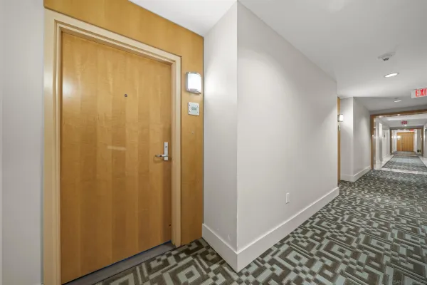 $3,450 | 575 Sixth Avenue, Unit 804, San Diego, CA 92101