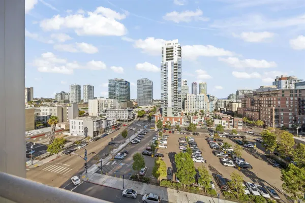 $3,450 | 575 Sixth Avenue, Unit 804, San Diego, CA 92101