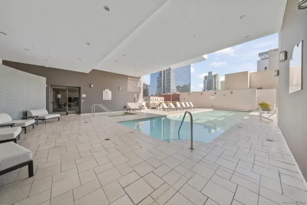 $3,450 | 575 Sixth Avenue, Unit 804, San Diego, CA 92101