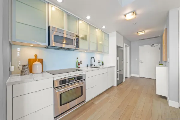$3,450 | 575 Sixth Avenue, Unit 804, San Diego, CA 92101
