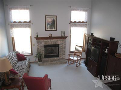 1944 Hunter's Ridge Drive Huntington, IN 46750 - Photo 8 of 26 Gallery Image 8