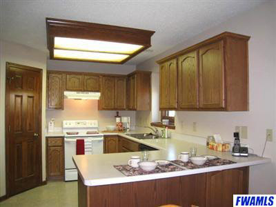 1944 Hunter's Ridge Drive Huntington, IN 46750 - Photo 9 of 26 Gallery Image 9
