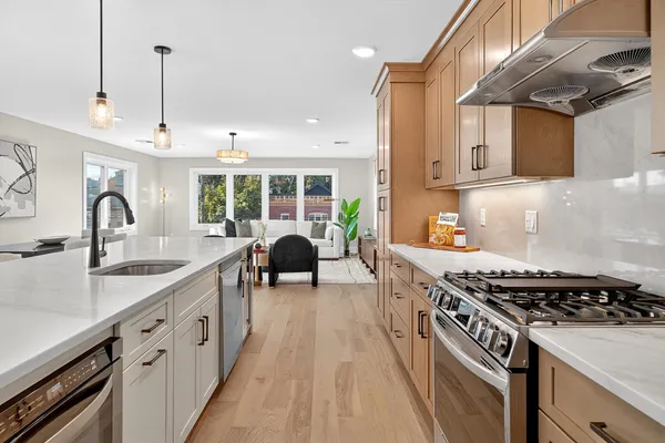 $1,290,000 | 29 West 9th Street, Bayonne, NJ 07002