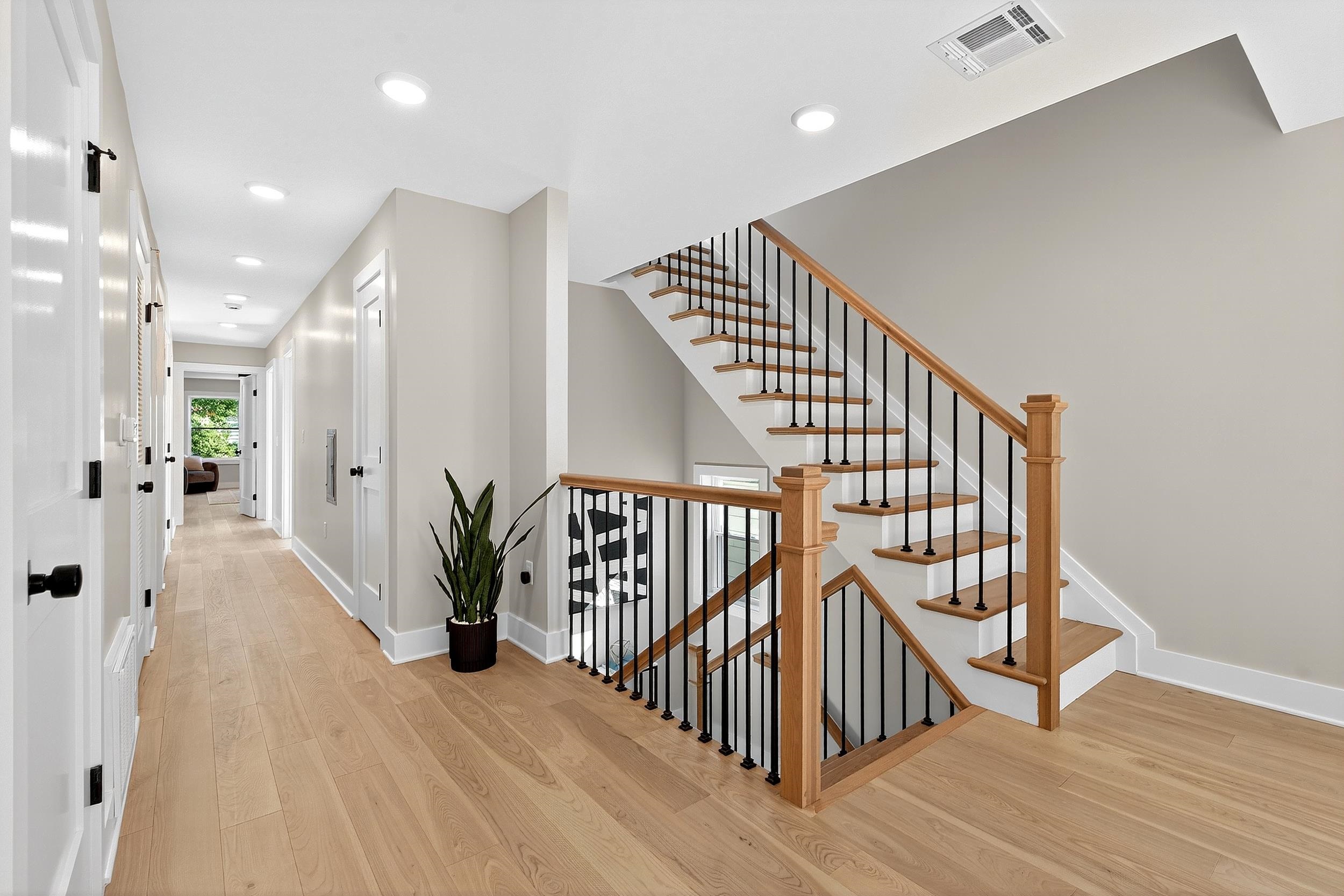 29 West 9th Street Bayonne, NJ 07002 - Photo 16 of 49