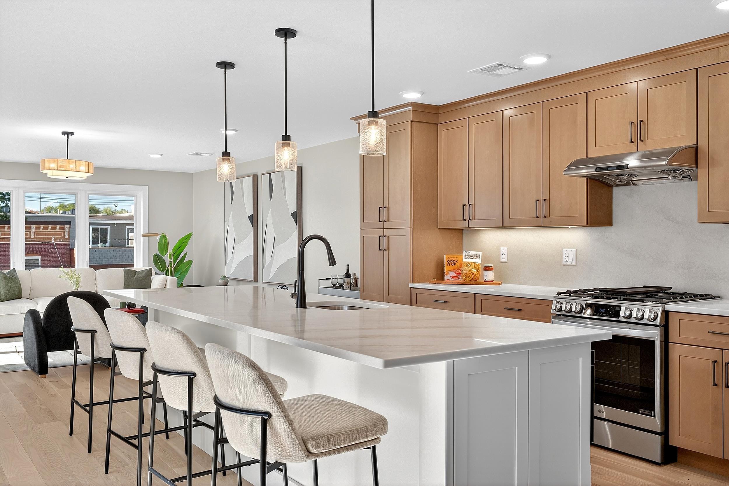 29 West 9th Street Bayonne, NJ 07002 - Photo 4 of 49