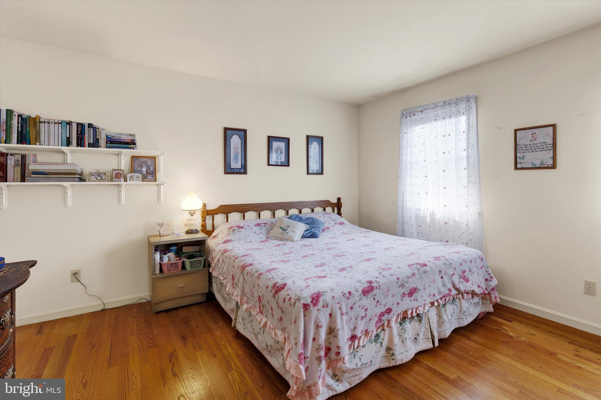 18 Brookview Drive Lititz, PA 17543 - Photo 17 of 26 Primary Bedroom offers lots of natural light
