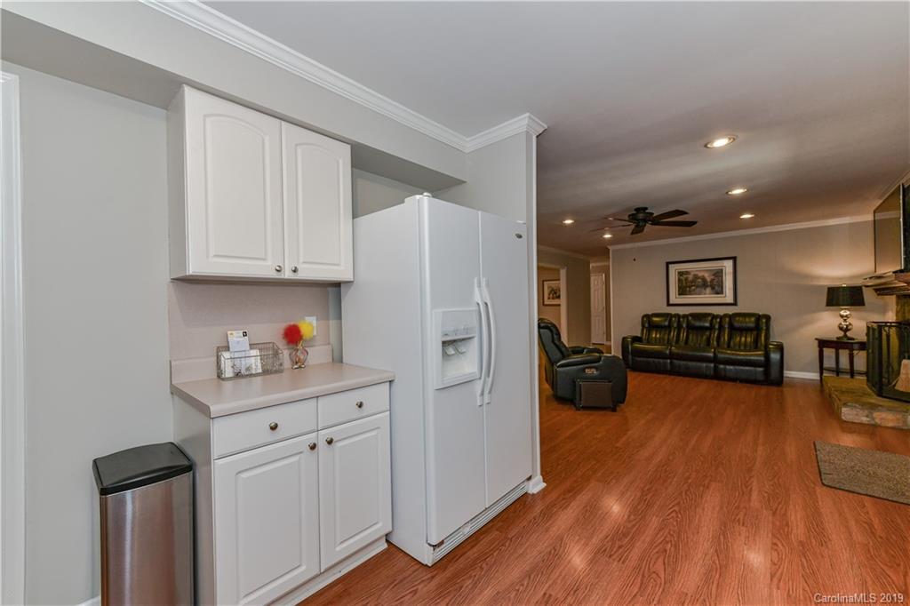 3600 Beulah Church Road Matthews, NC 28104 - Photo 14 of 37